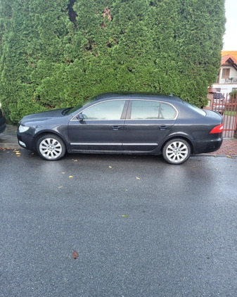 Skoda Superb cena 26000 przebieg: 326646, rok produkcji 2011 z Brzesko małe 92